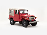 EBBRO TOYOTA LAND CRUISER BJ 40 赤 Kyosho All-Metal Toyota Land Cruiser 40 Van (BJ42V